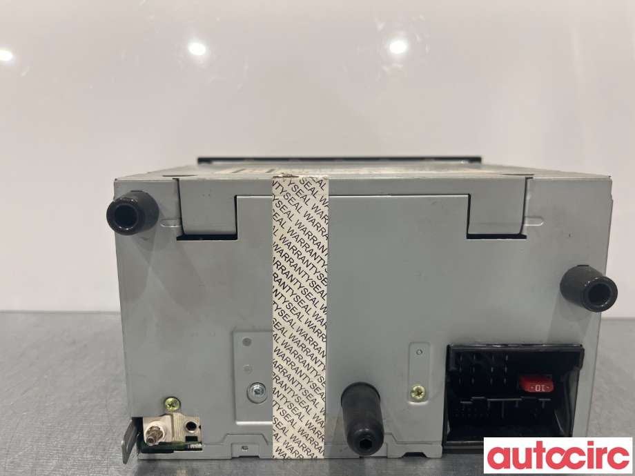 Bilstereo til VW Transporter / Caravelle 2003-2009 (Fase 1) (T5) (T5) (VOLKSWAGEN|7H0035152)