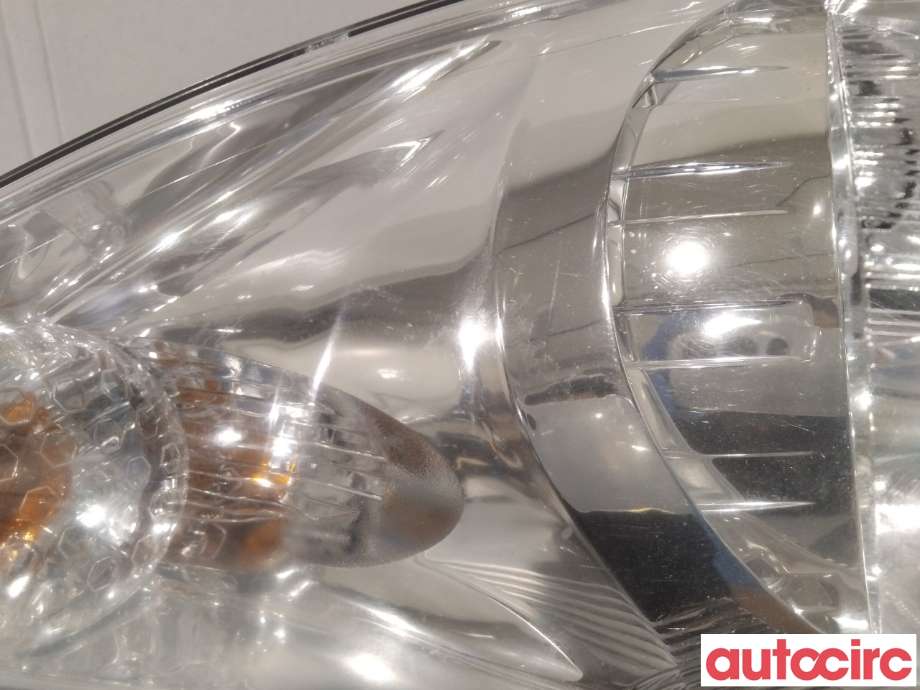 Frontlykt venstre halogen til Hyundai i20 2009-2014 (Type I) (HYUNDAI|921014P000|)