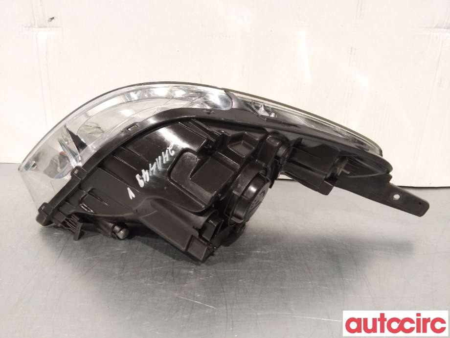Frontlykt venstre halogen til Hyundai i20 2009-2014 (Type I) (HYUNDAI|921014P000|)