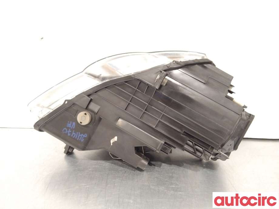 Frontlykt venstre halogen til VW Passat 2005-2010 (B6) (B6) (VOLKSWAGEN|3C0941753K|)