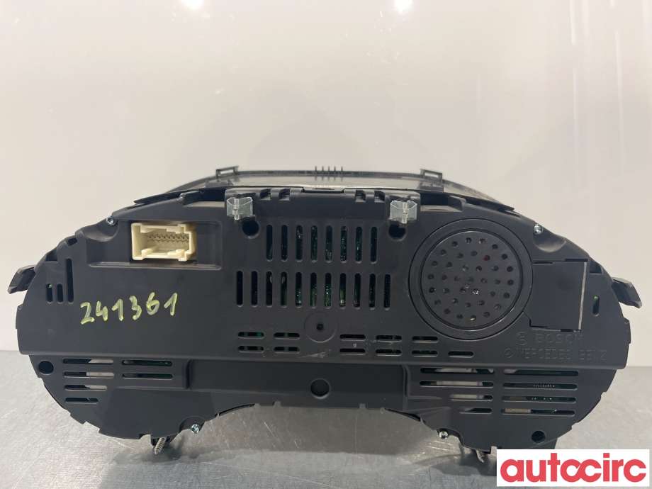 Instrumentpanel til Mercedes A-Klasse 2012-2018 (W176) (W176) (MERCEDES|A1769000101)