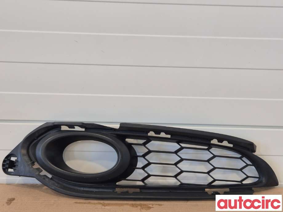 Grill venstre til Honda HR-V, 2015-2021 (Type II)  (HONDA|71106-T8K-G00)