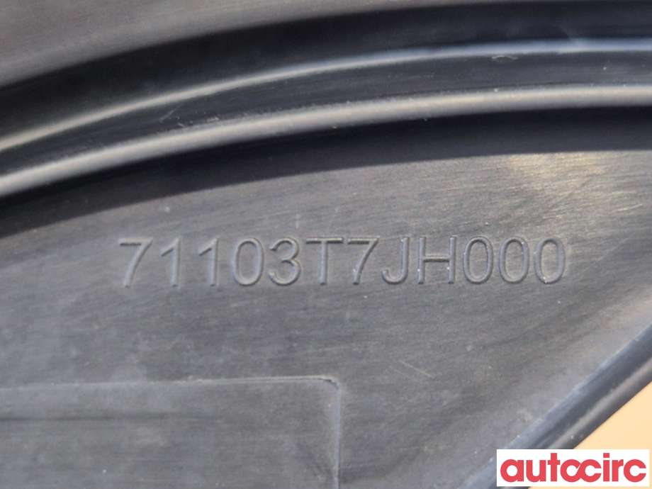 Grill til Honda HR-V 2015-2021 (Type II)  (HONDA|71103-T7J-H00|)