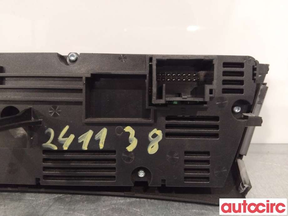 Varmeapparat betjening til Audi A6, Allroad 2012-2014 (Type III, Fase 1) (C7) (C7) (AUDI|4G0820043BB|)