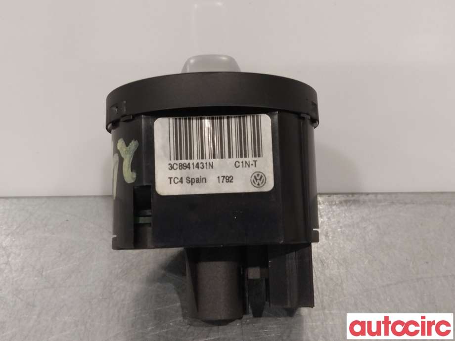 Bryter lys til VW Tiguan 2011-2016 (Type I, Fase 2)  (VOLKSWAGEN|3C8941431A|)