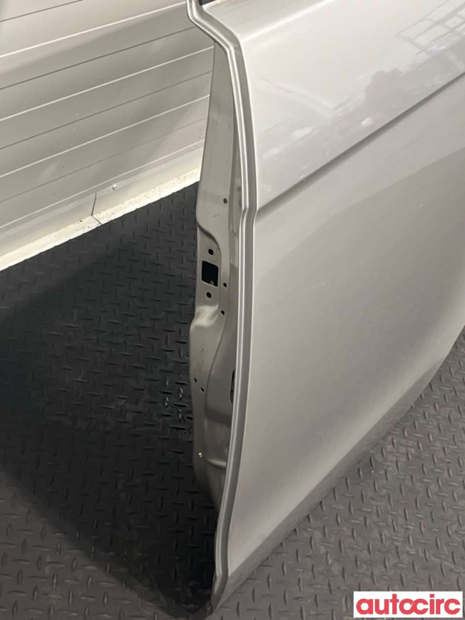 Dør venstre bak til Mitsubishi Lancer 2008-2017  (MITSUBISHI|5730A581|)