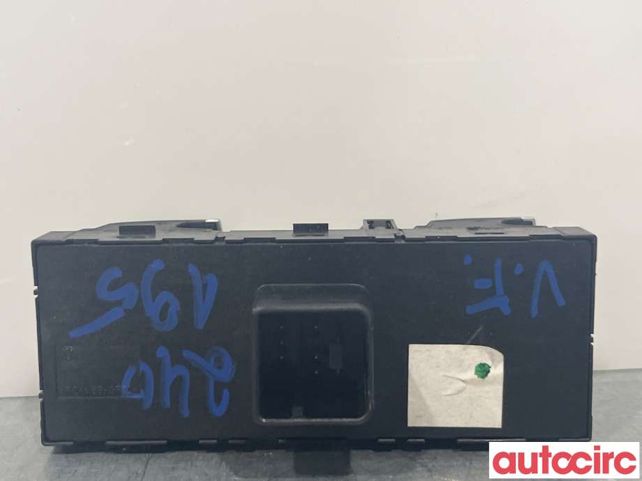 Bryter ruteheis til VW Golf VI 2008-2012  (VOLKSWAGEN|5K4959857)