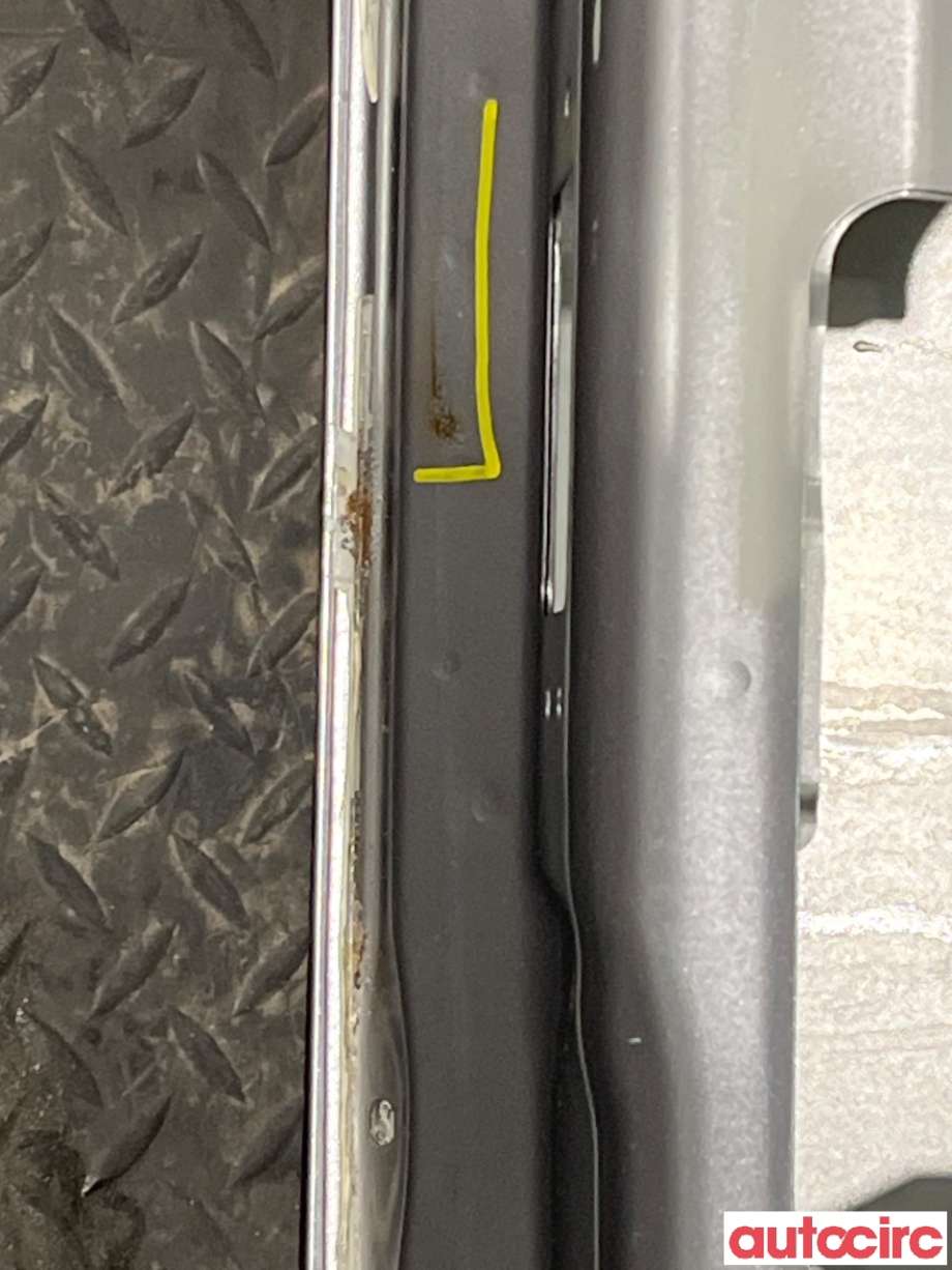 Bakluke combi til Mitsubishi Outlander 2015-->> (Type III, Fase 2) (MITSUBISHI|5801B350)