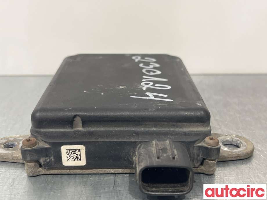 Sensor radar til Lexus IS 2013-2020 (Type III) (XE30) (XE30) (LEXUS|881620W340)