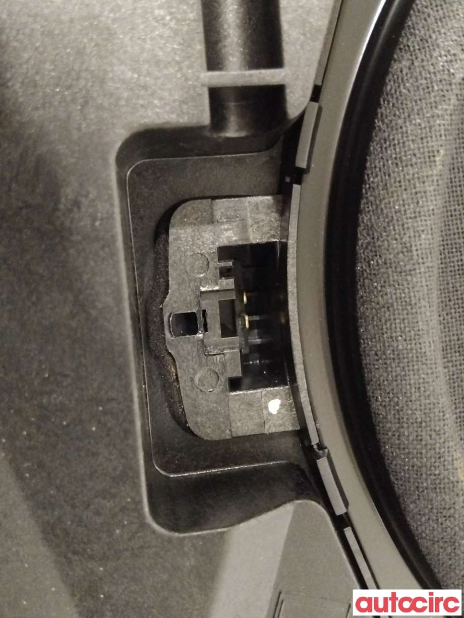 Bilstereo høyttaler til BMW 3-Serie 2005-2011 (E90/E91/E92/E93) (E90/E91/E92/E93) (BMW|65139143135|)