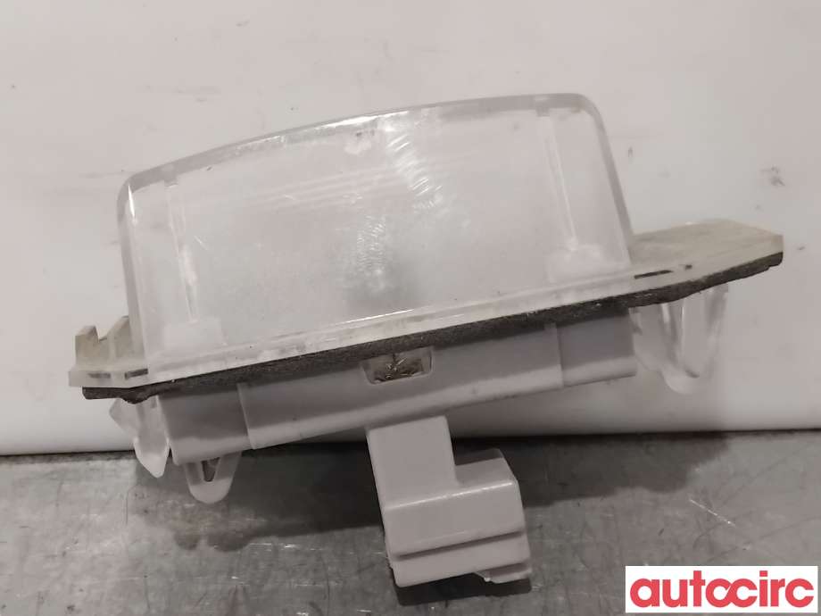 Skiltlys til Mitsubishi Outlander 2015-->> (Type III, Fase 2)  (MITSUBISHI|8341A009|)