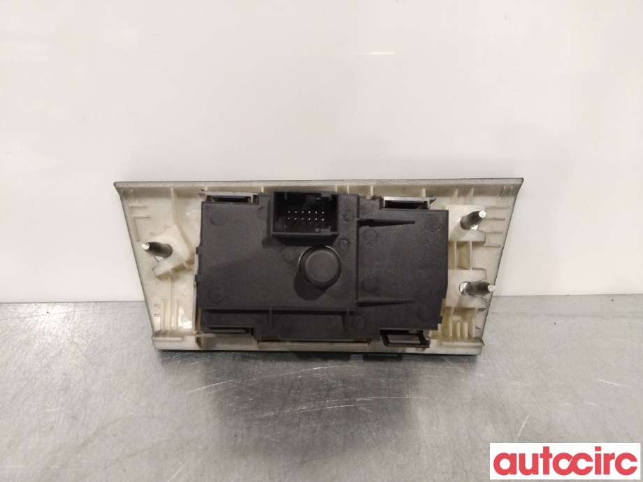 Bryter lys til BMW 3-Serie 2005-2011 (E90/E91/E92/E93) (E90/E91/E92/E93) (BMW|61316932798|)