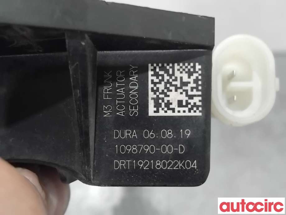 Diverse deler til Tesla Model 3 2018-2023 (Fase 1)  (TESLA|1098790-00-D|)