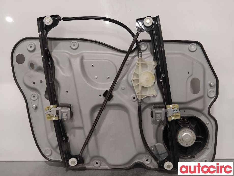 Ruteheis til VW Caddy 2010-2015 (Type III, Fase 2)  (VOLKSWAGEN|2K1837730L||1T0837756M)