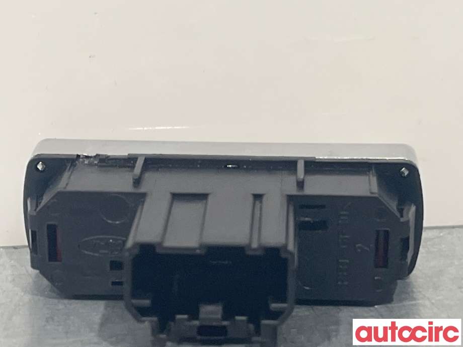 Bryter nødblink til Ford Mondeo 2011-2014 (Type IV, Fase 2)  (FORD|1706146)