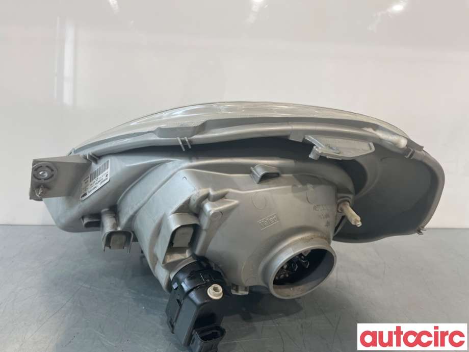 Frontlykt høyre halogen til Renault Trafic 2001-2006  (RENAULT|7700311372|91165720|)