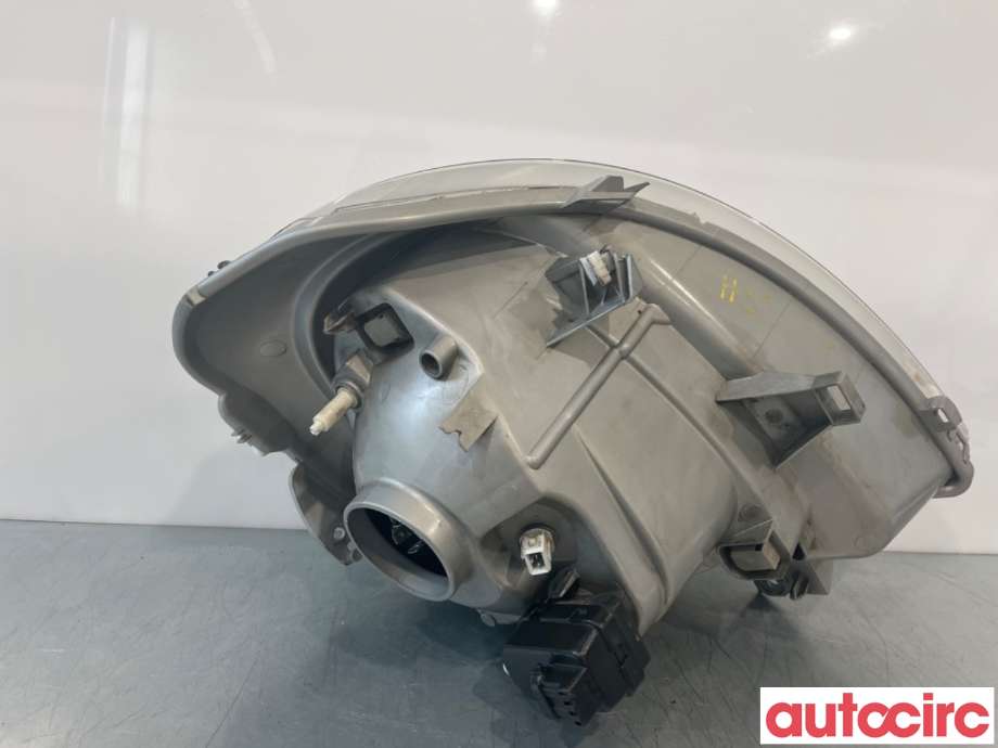 Frontlykt høyre halogen til Renault Trafic 2001-2006  (RENAULT|7700311372|91165720|)