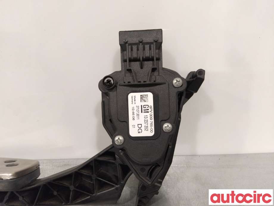 Pedal gass til Opel Insignia A 2009-2014  (OPEL|13272900|6PV009765-00|13237352)