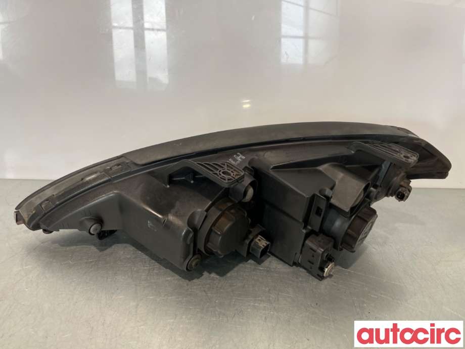 Frontlykt høyre halogen til SsangYong Kyron 2006-2008  (SSANGYONG|8310209100|)