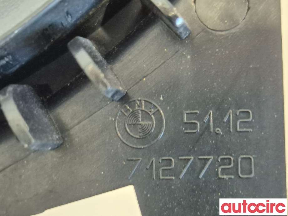 Støtfanger bak midtre del til BMW 3-Serie 2005-2011 (E90/E91/E92/E93) (E90/E91/E92/E93) (BMW|51127127720|)