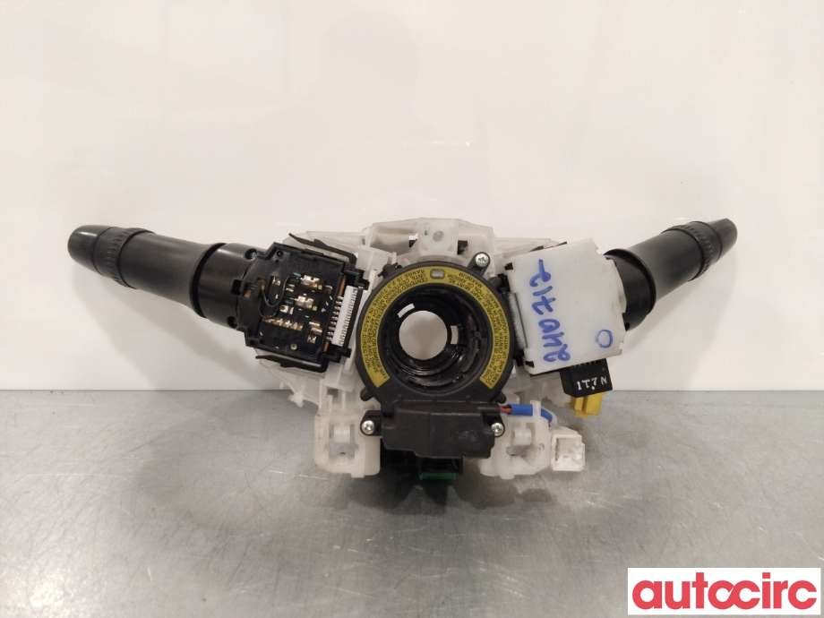 Bryter combi til Mitsubishi Outlander 2007-2010 (Type II, Fase 1)  (MITSUBISHI|8600A858|)