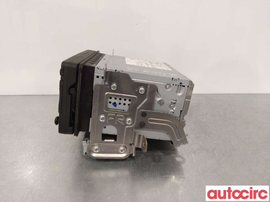 Bilstereo til Mitsubishi Outlander 2007-2010 (Type II, Fase 1)  (MITSUBISHI|8750A143|)