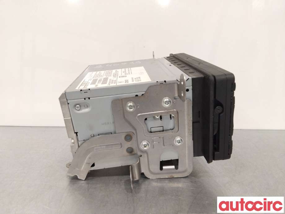 Bilstereo til Mitsubishi Outlander 2007-2010 (Type II, Fase 1)  (MITSUBISHI|8750A143|)