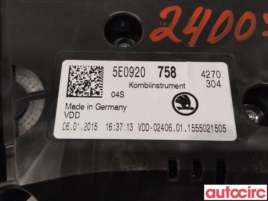 Instrumentpanel til Škoda Octavia 2013-2016 (Type III, Fase 1) (SKODA|5E0920758|)