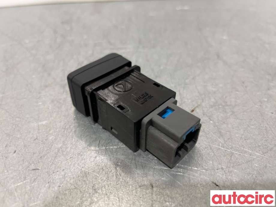Bryter tåkelys til Subaru Forester 2005-2008 (Type II, Fase 2) (SUBARU|83001SA000|)