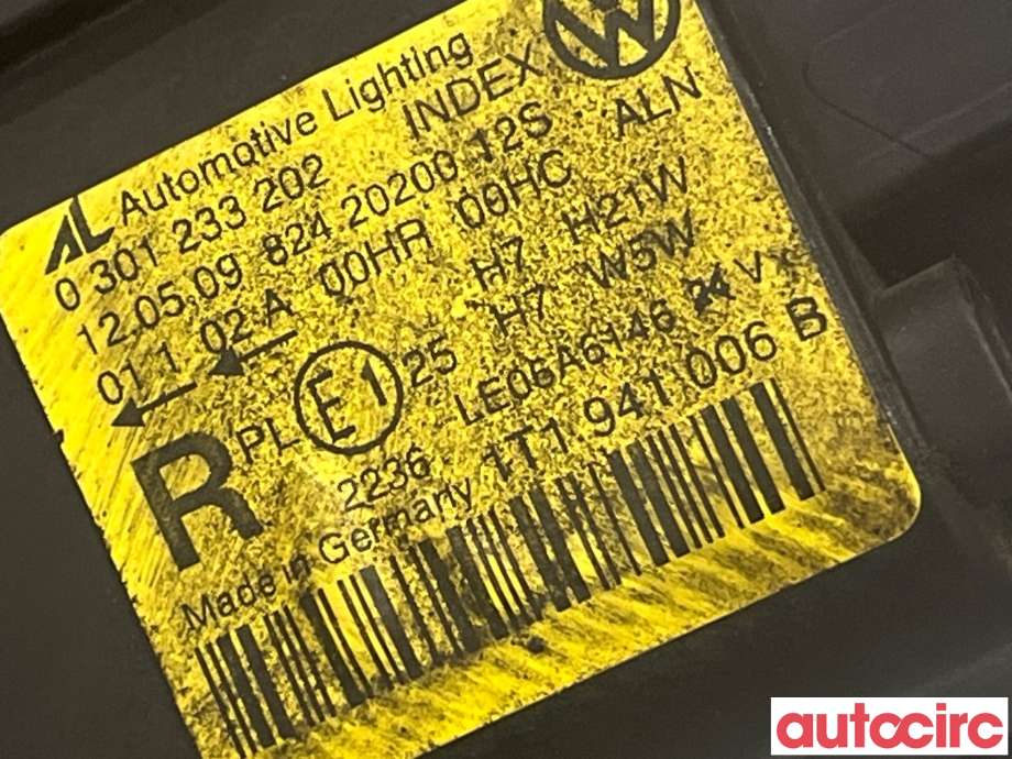 Frontlykt høyre halogen til VW Touran 2007-2010 (Type I, Fase 2)  (VOLKSWAGEN|1T1941006B)