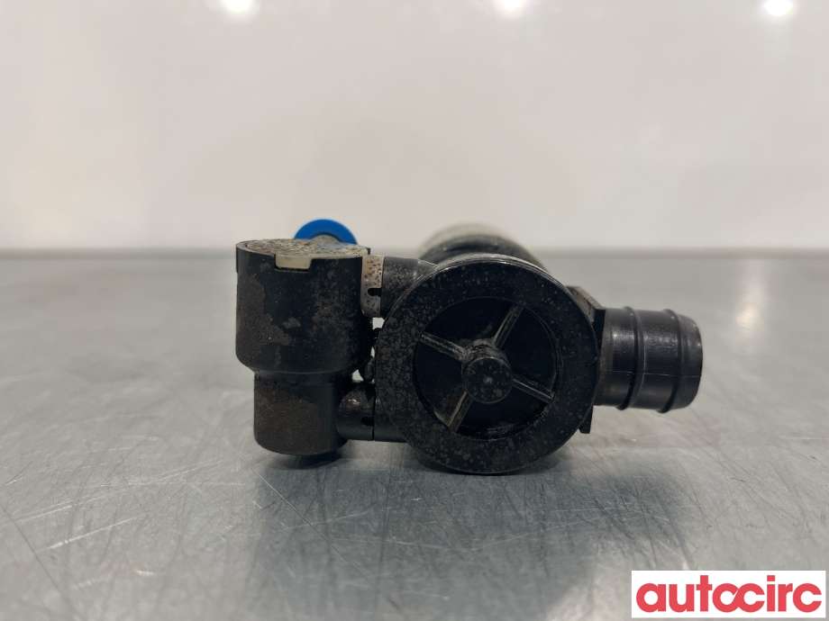 Spylerpumpe foran til Toyota Auris 2015-2019 (Type II, Fase 2)  (TOYOTA|8533002050)