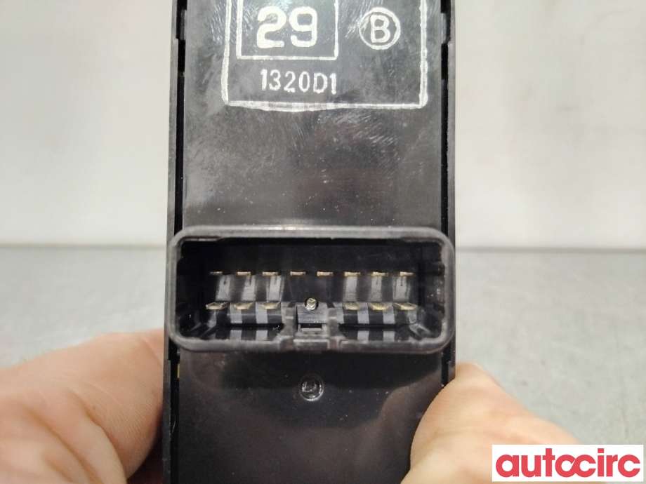 Bryter ruteheis til Mitsubishi Outlander 2010-2012 (Type II, Fase 2)  (MITSUBISHI|8608A185|)