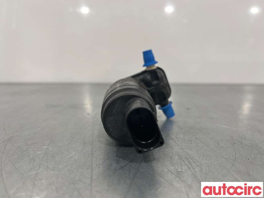 Spylerpumpe bak til VW Transporter / Caravelle 2015-2019 (T6) (T6) (VOLKSWAGEN|1K6955651)