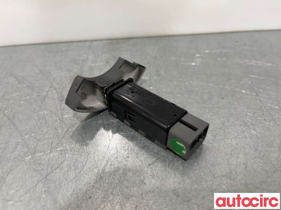 Bryter tåkelys til SsangYong Kyron 2006-2008 (SSANGYONG|8520009100|)