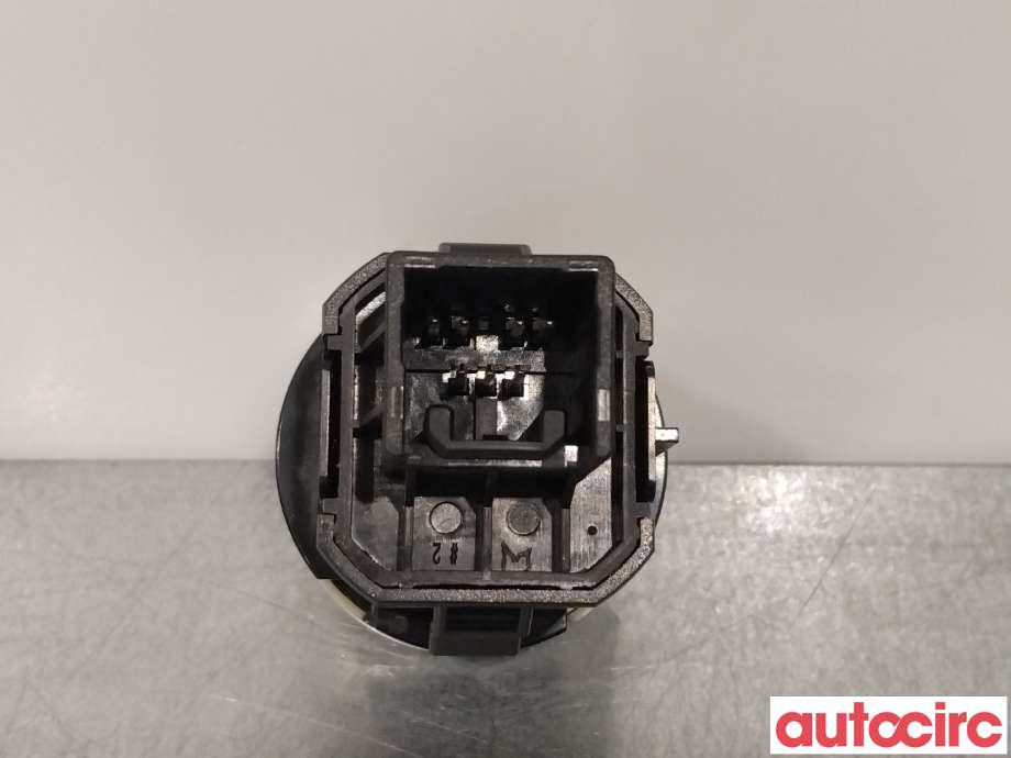 Bryter start/stopp til Mitsubishi Outlander 2015-->> (Type III, Fase 2)  (MITSUBISHI|8610A133|)
