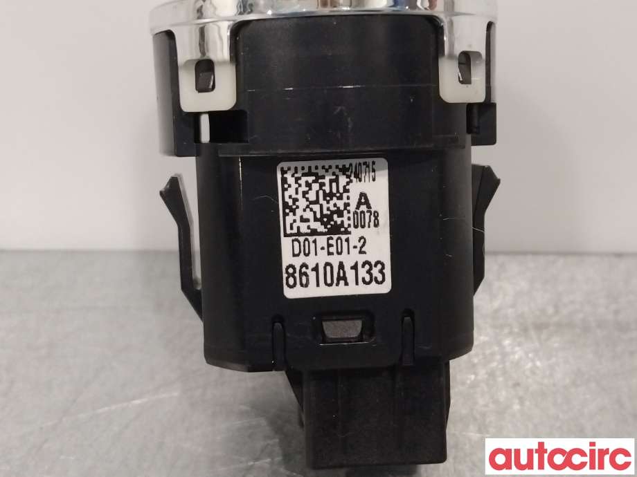 Bryter start/stopp til Mitsubishi Outlander 2015-->> (Type III, Fase 2)  (MITSUBISHI|8610A133|)