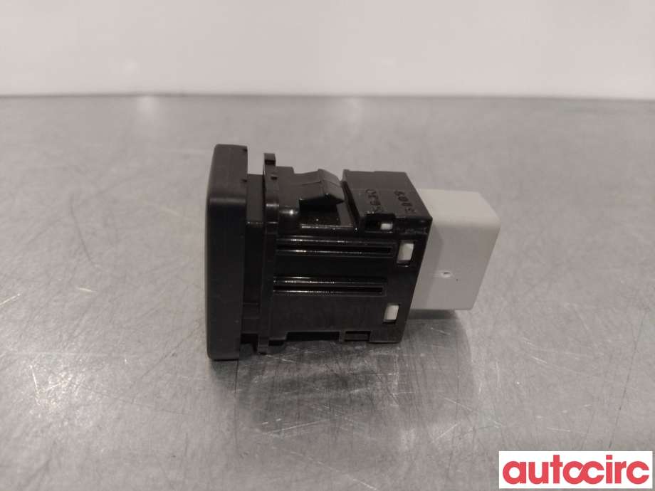 Bryter diverse til Mitsubishi Outlander 2015-->> (Type III, Fase 2)  (MITSUBISHI|8602A038|)