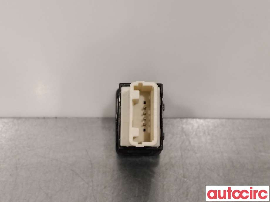Bryter diverse til Mitsubishi Outlander 2015-->> (Type III, Fase 2)  (MITSUBISHI|8616A012|)