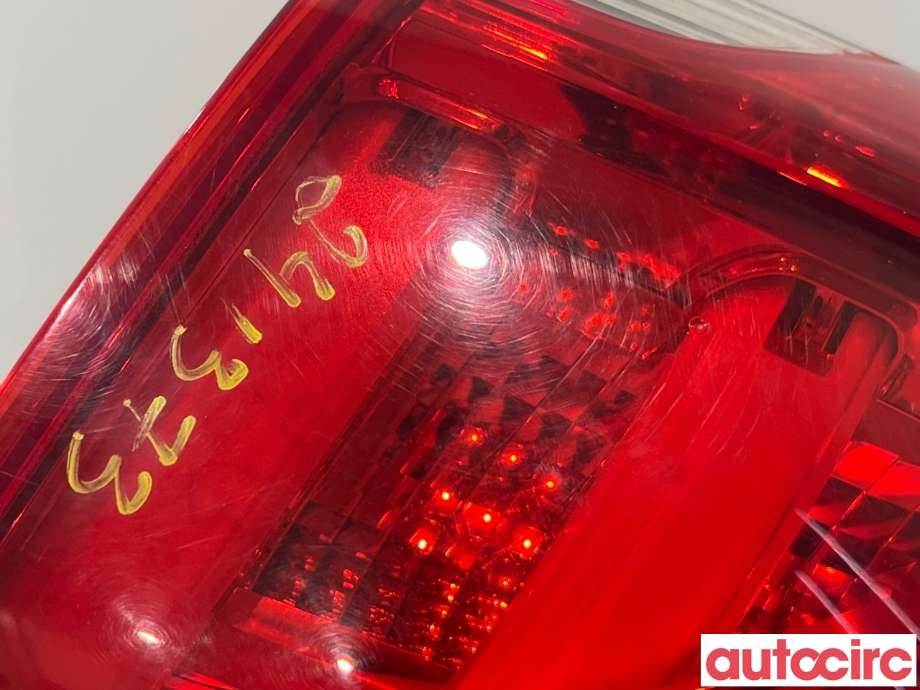 Baklykt høyre indre til Peugeot 2008 2013-2019 (Type I)  (PEUGEOT|9678074580)