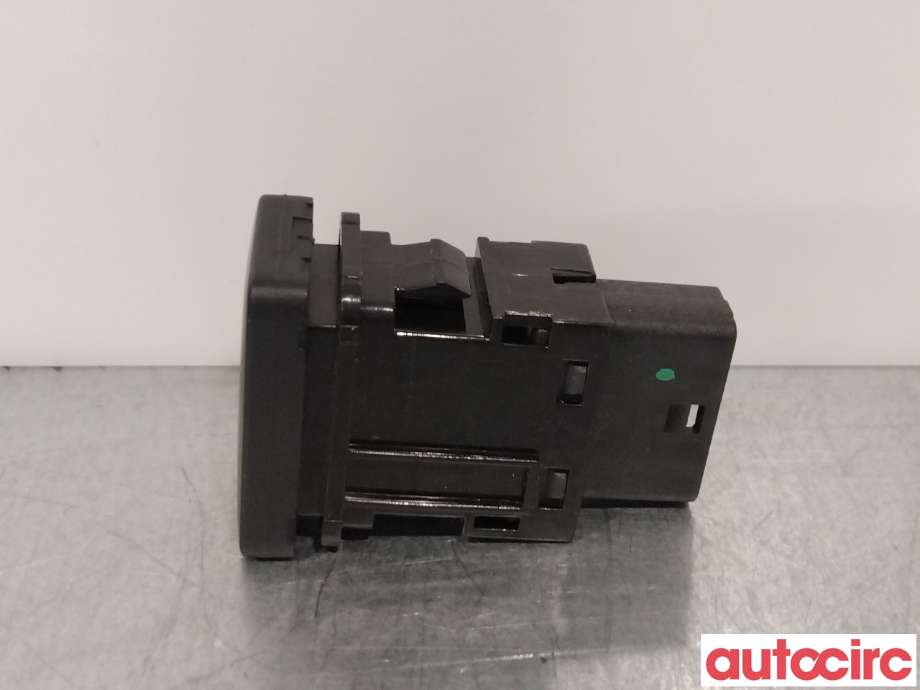 Bryter diverse til Mitsubishi Outlander 2015-->> (Type III, Fase 2) (MITSUBISHI|8610A132|)