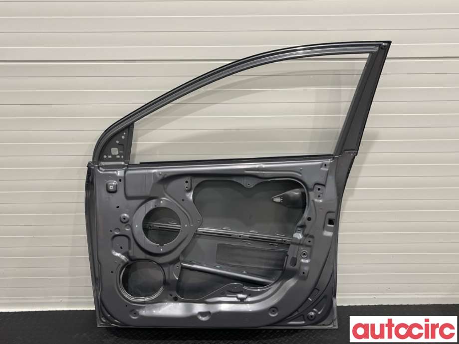 Dør høyre foran til Hyundai Ix35 2010-2015  (HYUNDAI|760042Y011|)