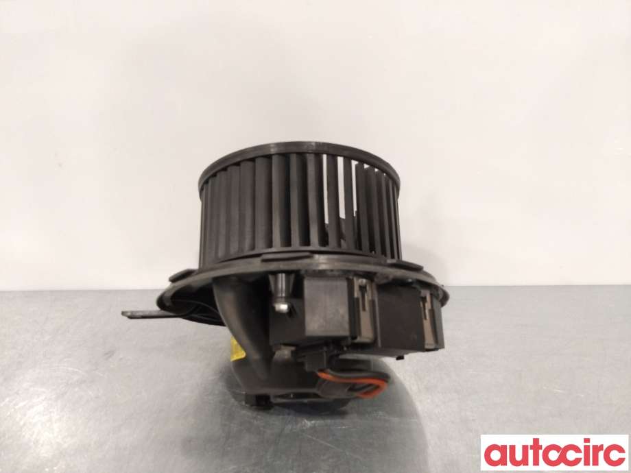 Varmeapparat motor til VW Caddy 2004-2010 (Type III, Fase 1)  (VOLKSWAGEN|1K1820015G|)