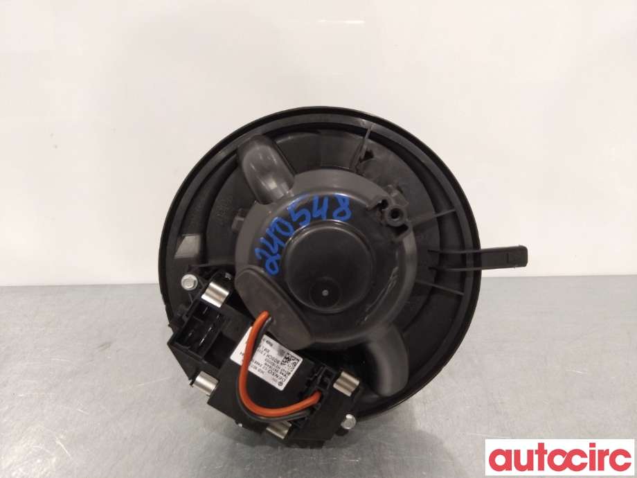 Varmeapparat motor til VW Caddy 2004-2010 (Type III, Fase 1)  (VOLKSWAGEN|1K1820015G|)