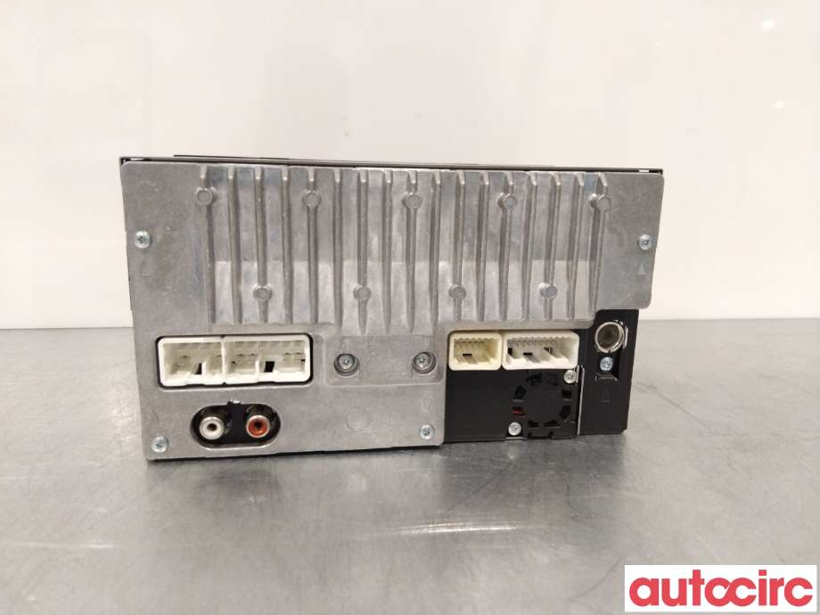 Bilstereo til Toyota Urban Cruiser 2009-2014  (TOYOTA|8612052C80|)