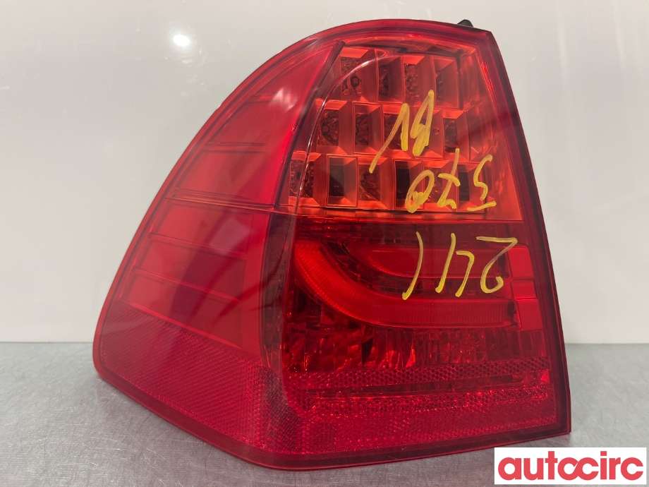 Baklykt venstre til BMW 3-Serie 2005-2011 (E90/E91/E92/E93) (E90/E91/E92/E93) (BMW|63217289431)