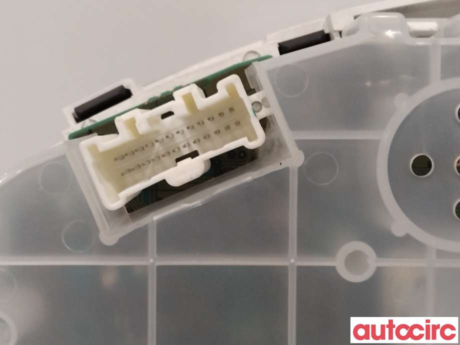 Instrumentpanel til Mazda 6 2008-2010 (Type II, Fase 1) (MAZDA|GAM655471D|)