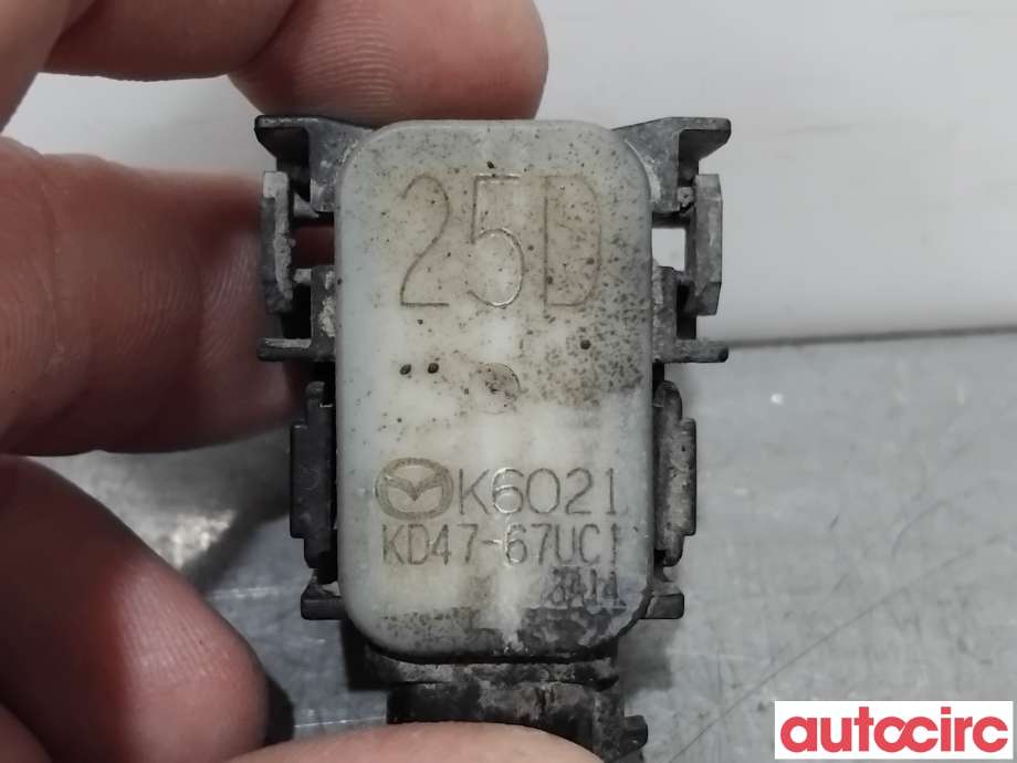 Parkeringssensor bak til Mazda 6 2013-2015 (Type III, Fase 1)  (MAZDA|KD47-67-UC1||KD47-67UC1)