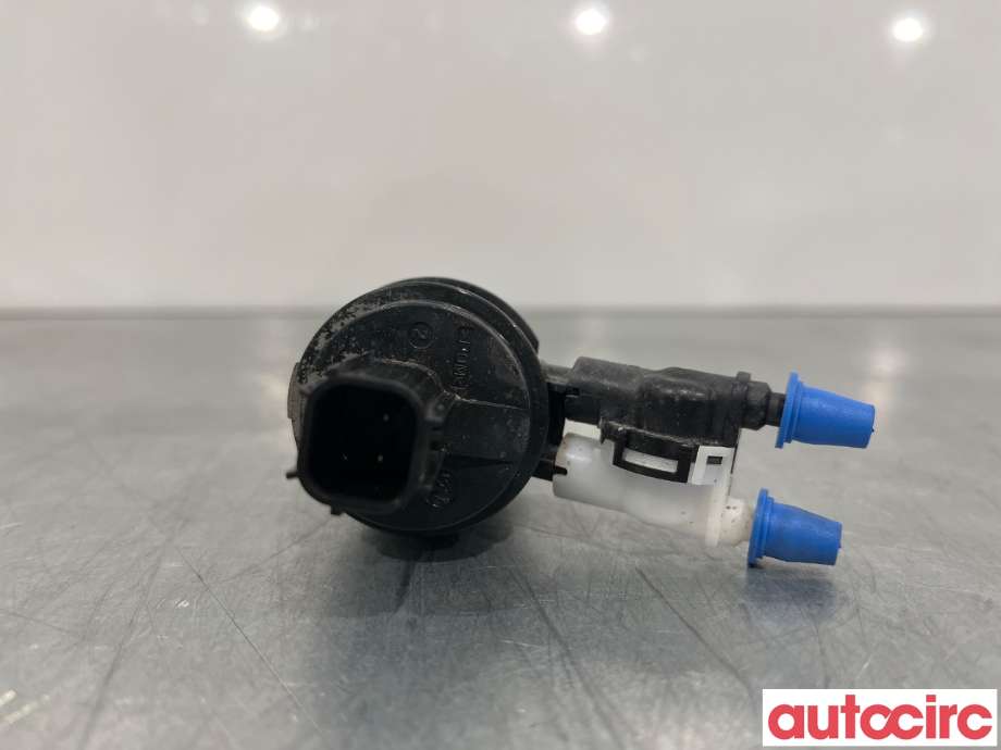 Spylerpumpe foran til Ford Fiesta 2017-->> (Type VII) (FORD|2691825|)
