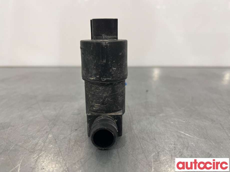 Spylerpumpe foran til Toyota C-HR 2016-->>  (TOYOTA|85330F4010|85330F4011|85330-0F010)