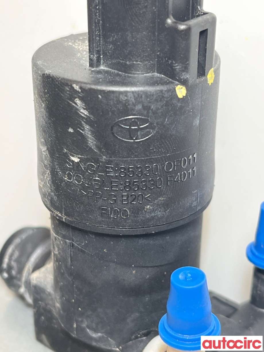 Spylerpumpe foran til Toyota C-HR 2016-->>  (TOYOTA|85330F4010|85330F4011|85330-0F010)